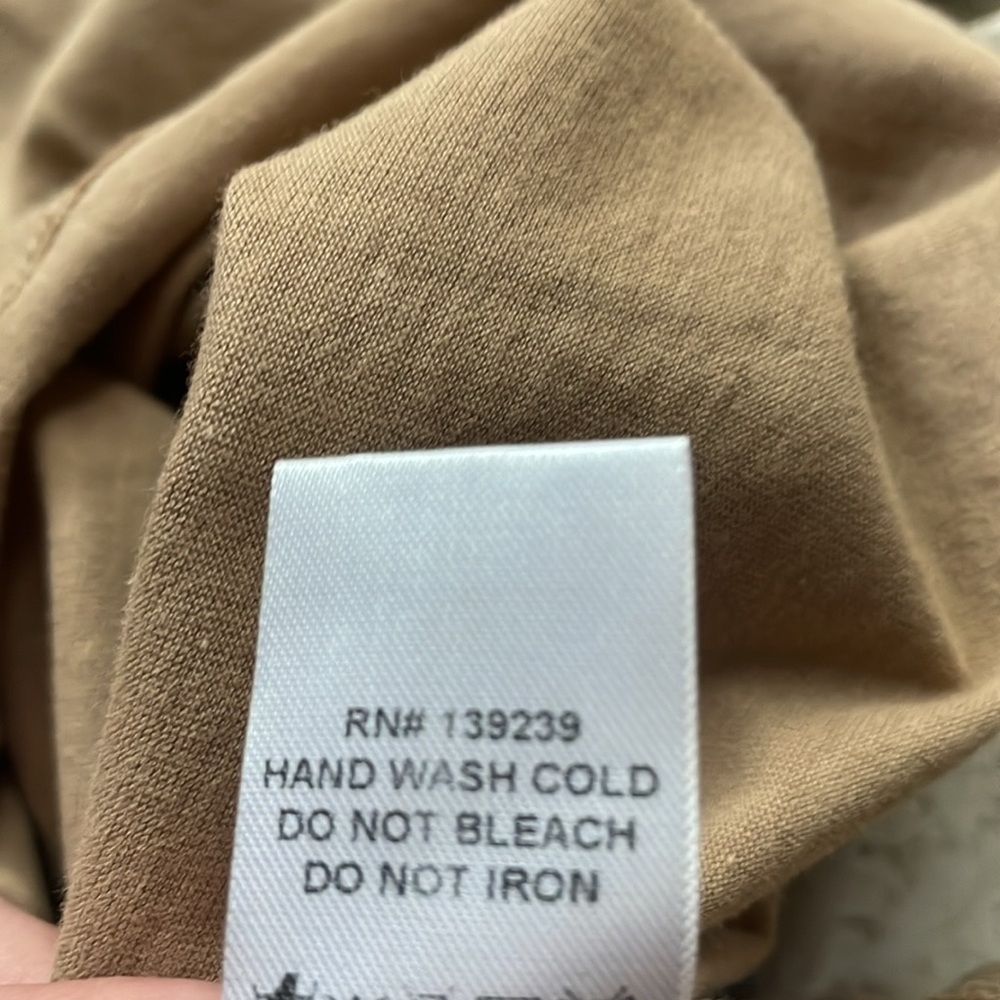 Tuckernuck Pomander Tan Vesty Long Puff Sleeve Crewneck Top - Picture 15 of 16
